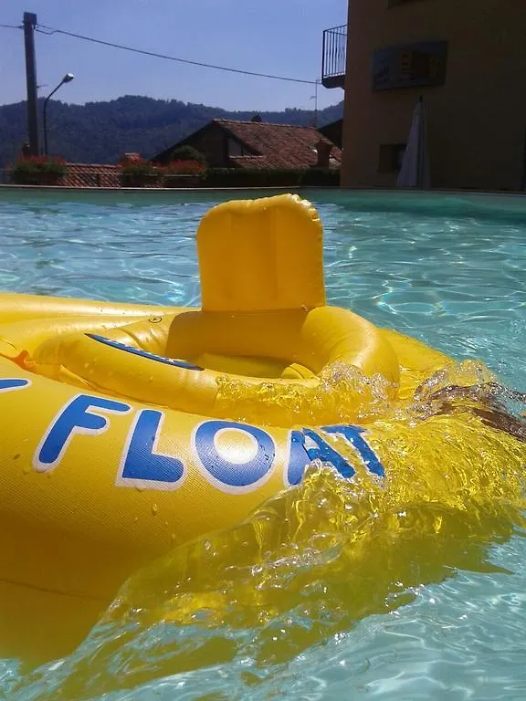 La Marina Resort Aparthotel Pontida