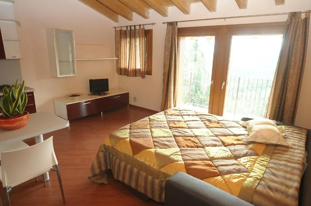 La Marina Resort Aparthotel Pontida
