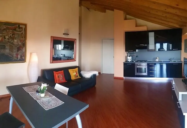 La Marina Resort Pontida 3*,  Italie