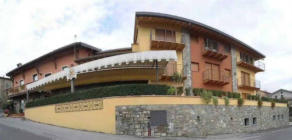 La Marina Resort Pontida
